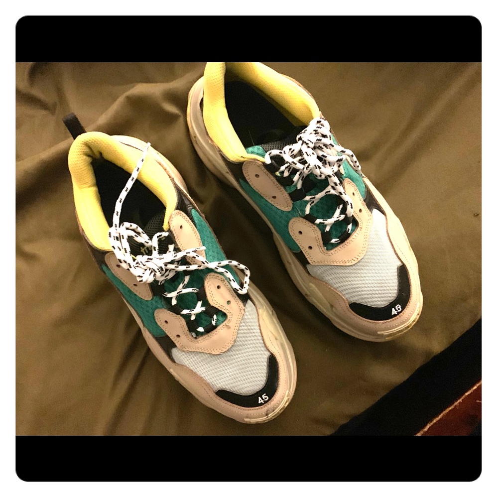 Triple S Balenciagas Green & Yellow